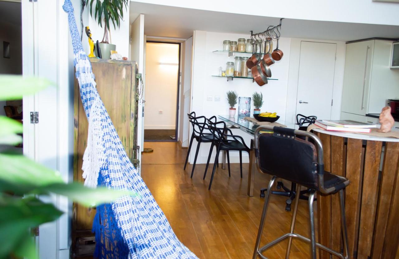 2 Bedrooms With Wifi At Greater