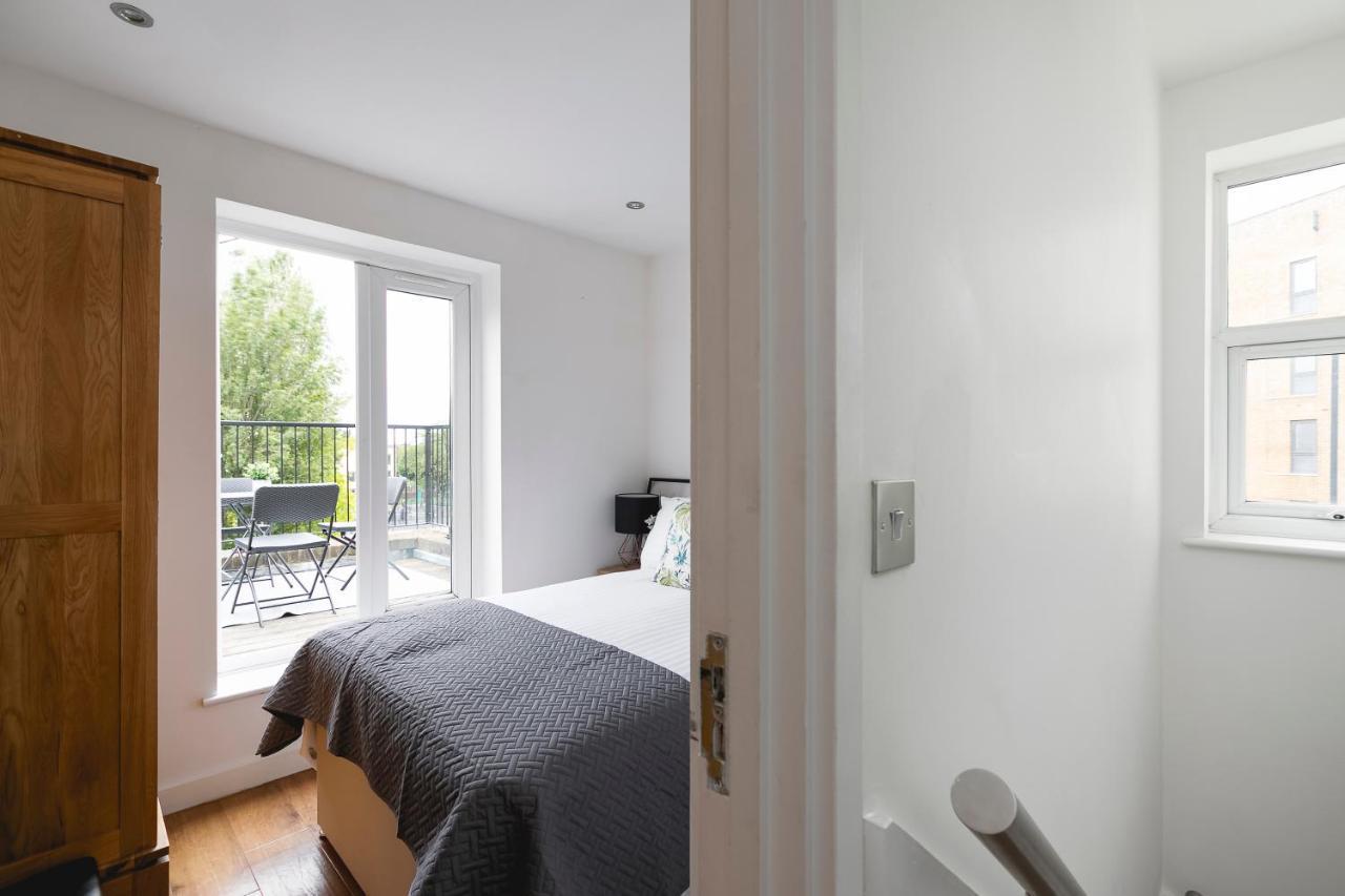 Skyvillion - Beautiful 3-bed Apartment London