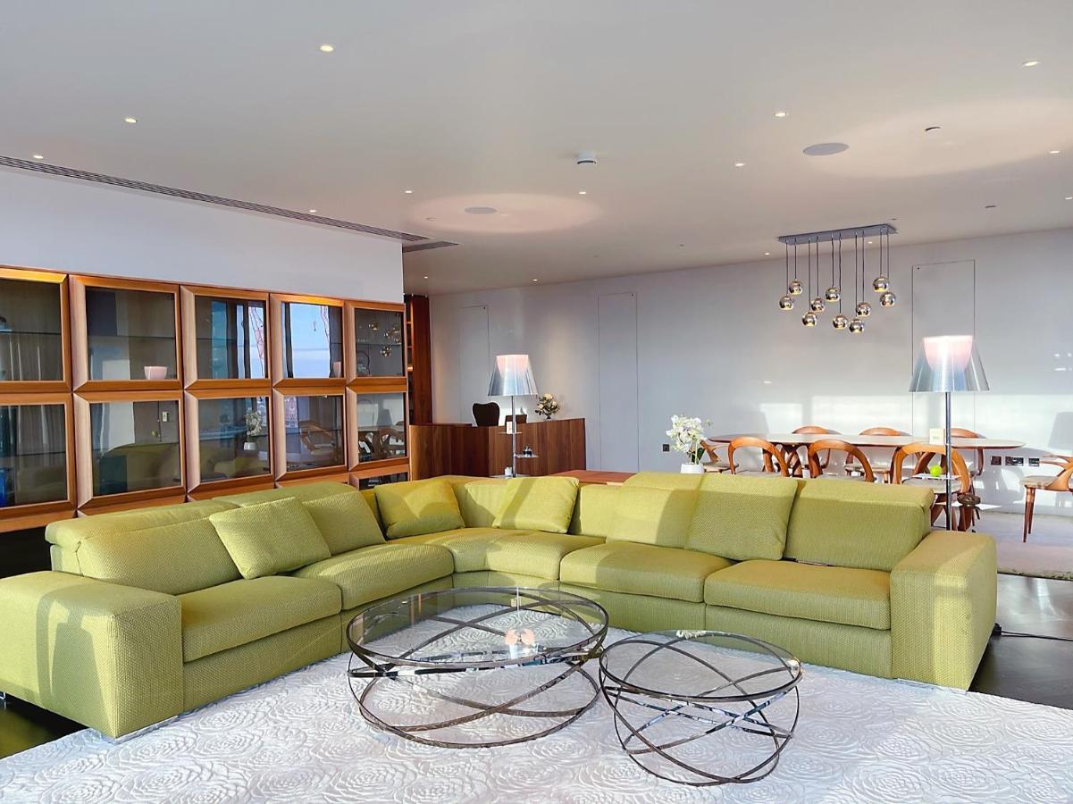 Accommodatie bij particulieren One Bedroom In Luxury On 30th Floor In Central With Breathtaking Skyline View Of Major Landmarks In *