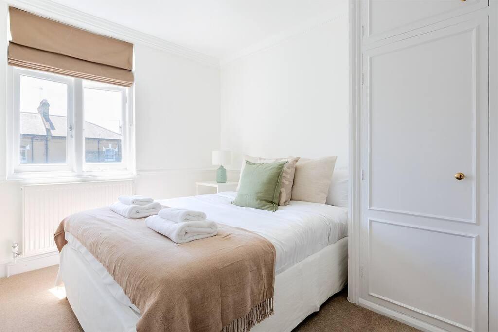 Spacious 3 Bedroom Flat With Terrace Appartement