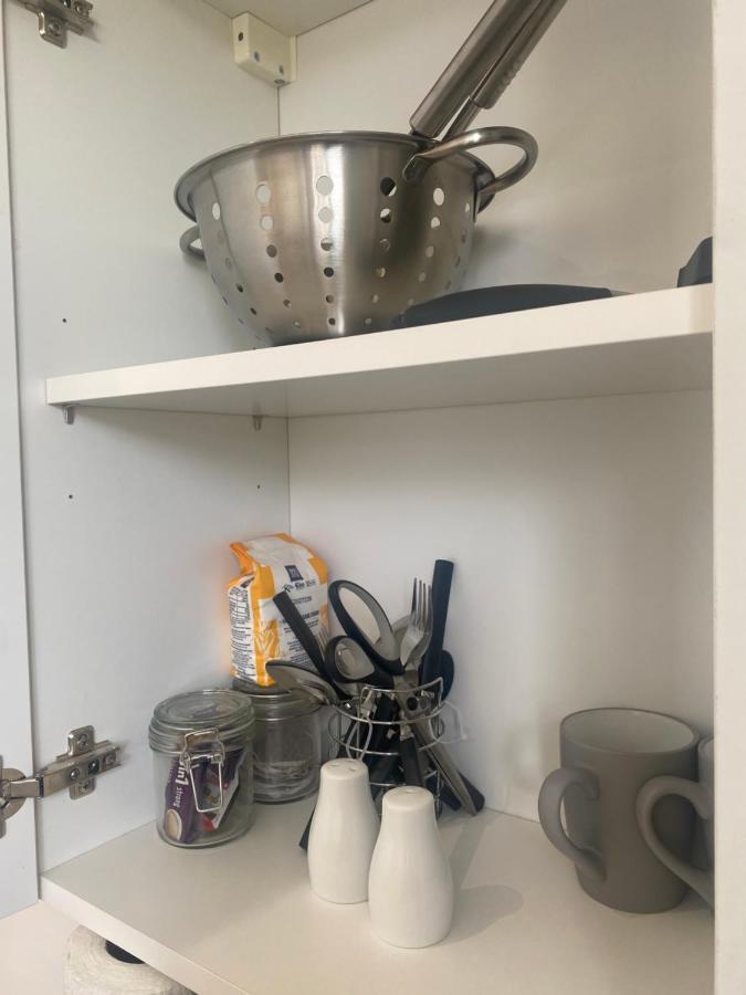 High Spec Furnished Studio * Londres