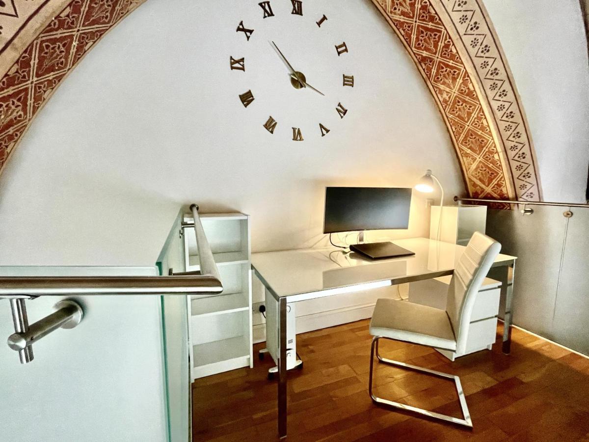 Rare 1-bed Church Converted In Apartment London
