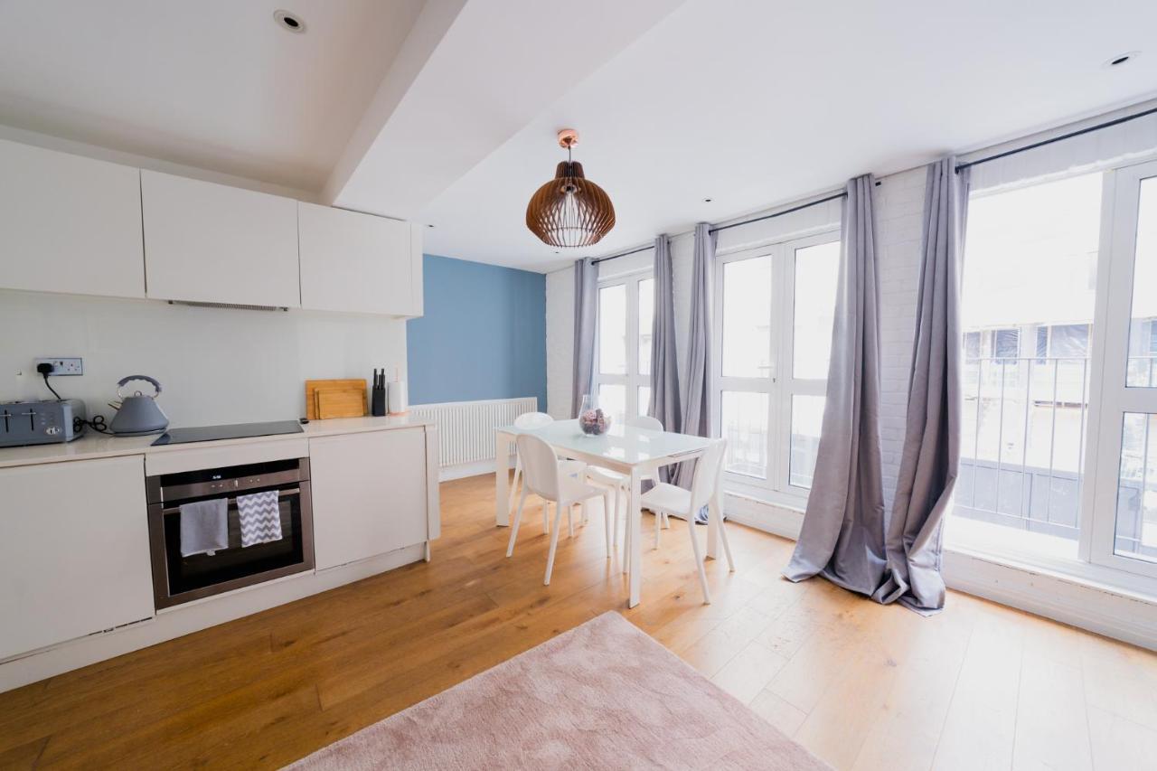 Stylish Covent Garden Apartment London
