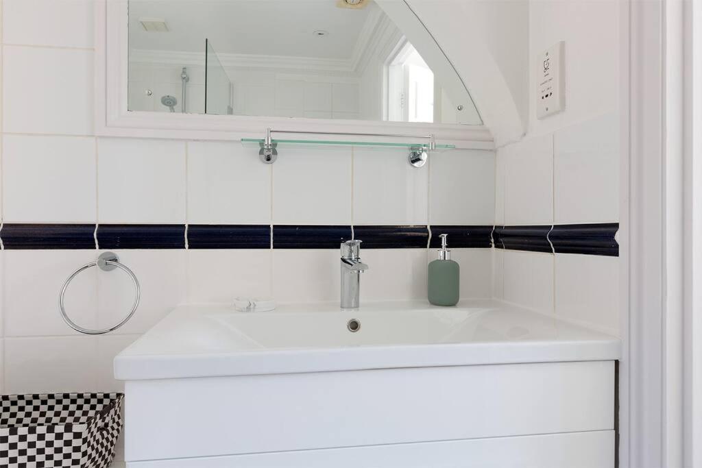 Appartement Spacious 3 Bedroom Flat With Terrace