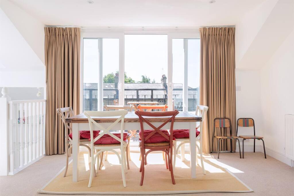 Appartement Spacious 3 Bedroom Flat With Terrace
