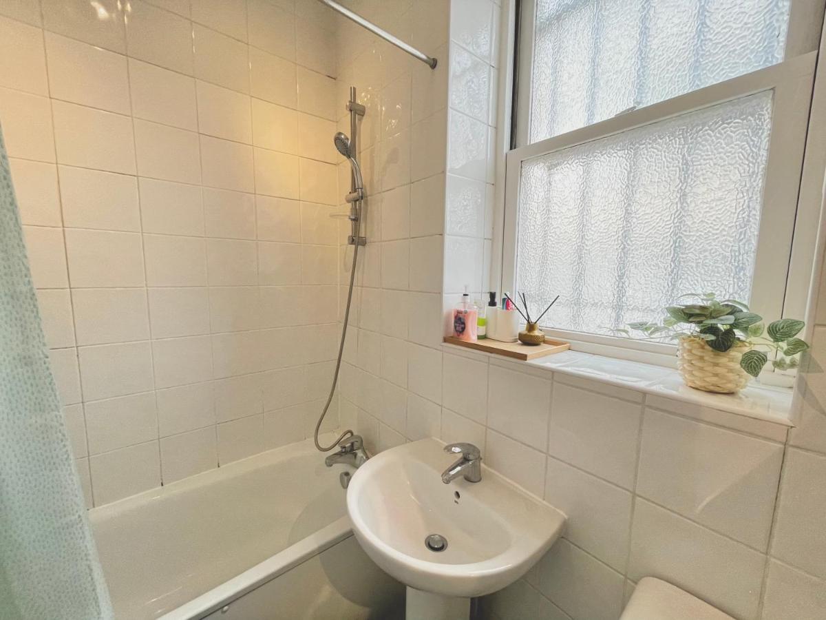 Archway Mordern 2 Bedrooms *