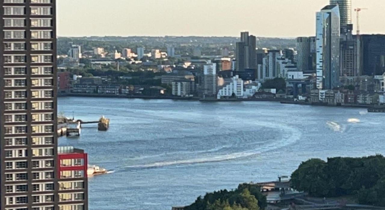 Apartamento Luxury Penthouse With Stunning Views Near Excel, O2, Airport
