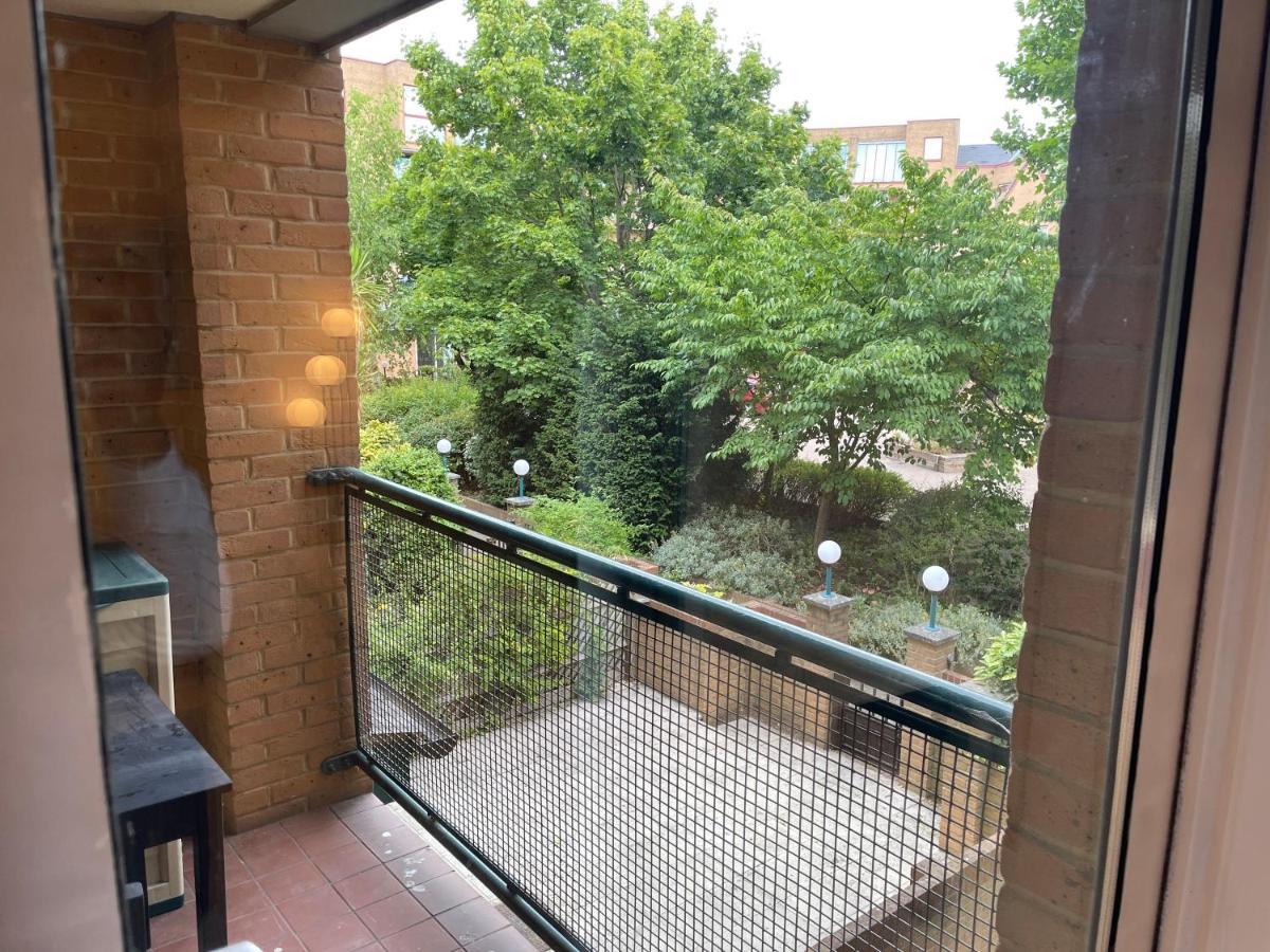 Apartment Tower Bridge King Bed En-suite With Parking & Balcony *