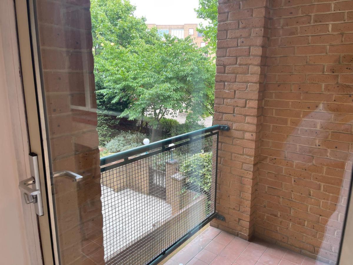 Tower Bridge King Bed En-suite With Parking & Balcony Apartment London