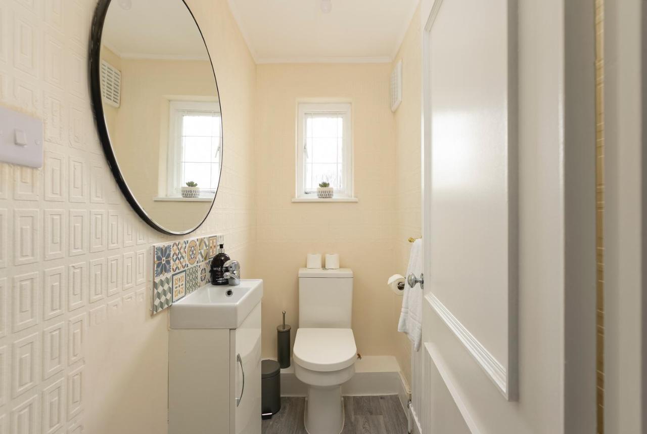 Skyvillion - 2 Bed In Finchley- 2 Mins Walk To East Finchley Tube Station *