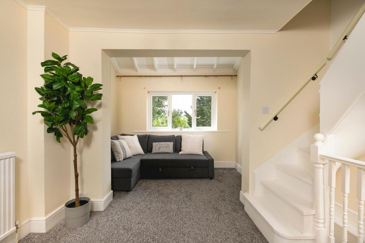 Skyvillion - 2 Bed In Finchley- 2 Mins Walk To East Finchley Tube Station * London
