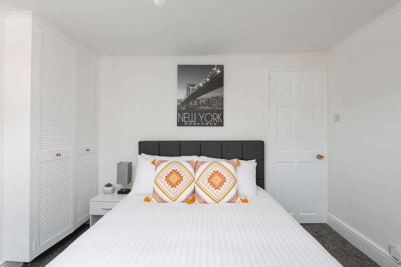 Skyvillion - 2 Bed In Finchley- 2 Mins Walk To East Finchley Tube Station