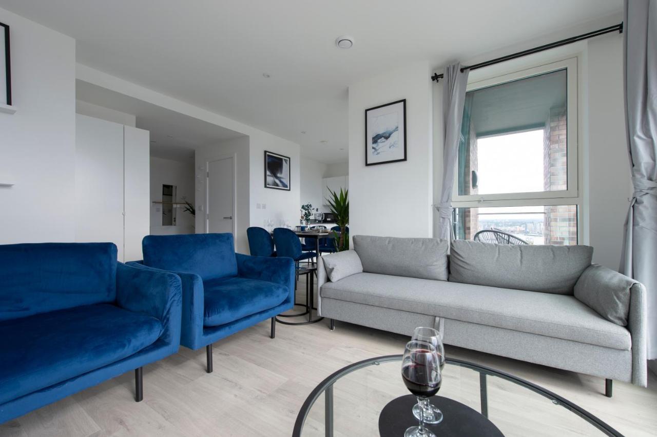 Luxury Penthouse With Stunning Views Near Excel, O2, Airport * Londres