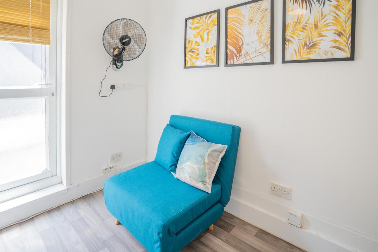 Apartment Small Private Studio In The Heart Of Angel