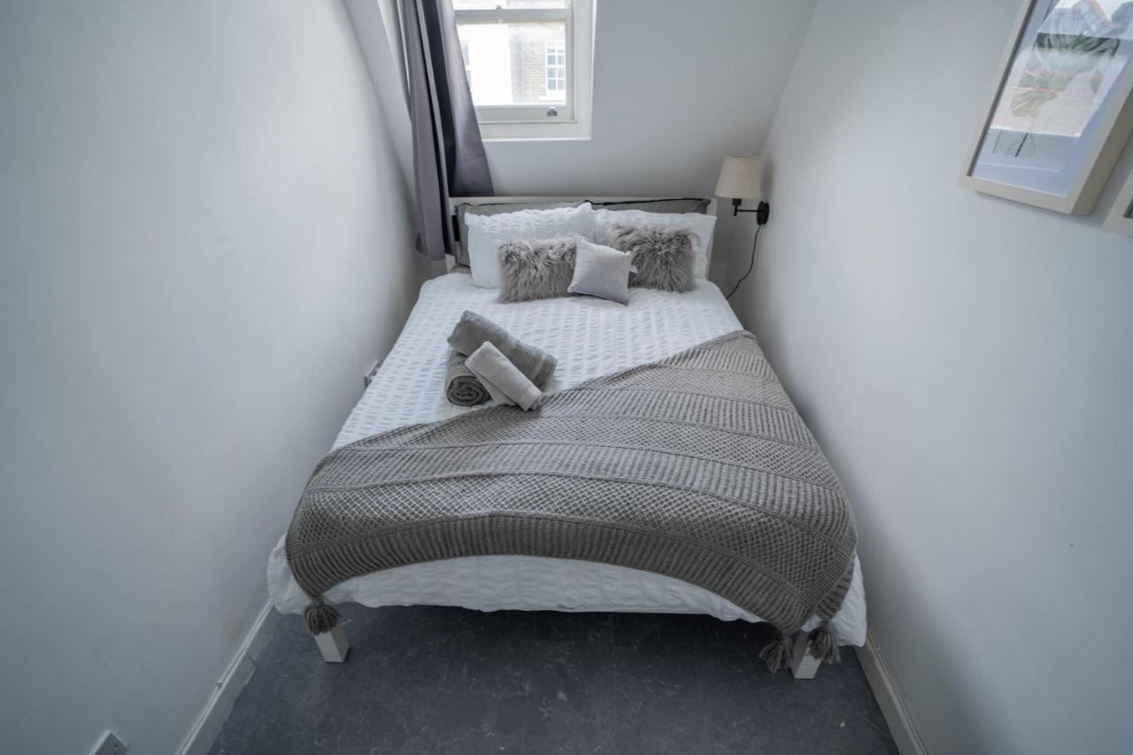 Apartment Small Private Studio In The Heart Of Angel *