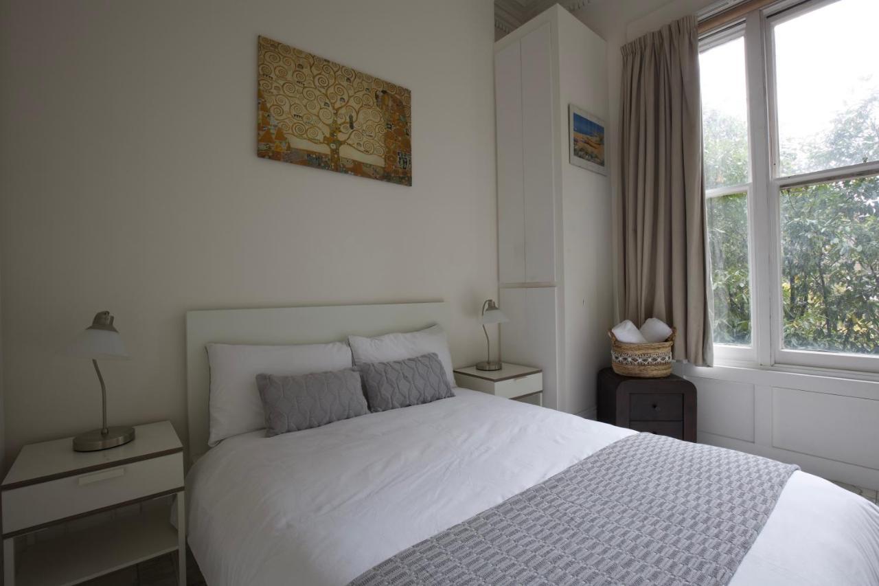 Apartamento Large 2 Beds Flat Overlooking Clapham Common Park Londres