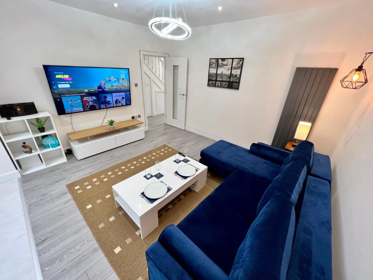 Wembley Stadium 5 Star Brand New Luxury Sleeps 14 With Parking Casa de férias *