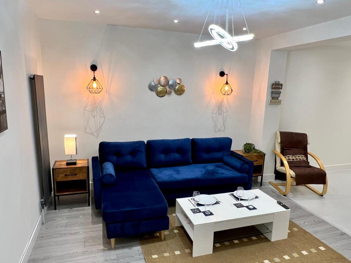 Casa de férias Wembley Stadium 5 Star Brand New Luxury Sleeps 14 With Parking