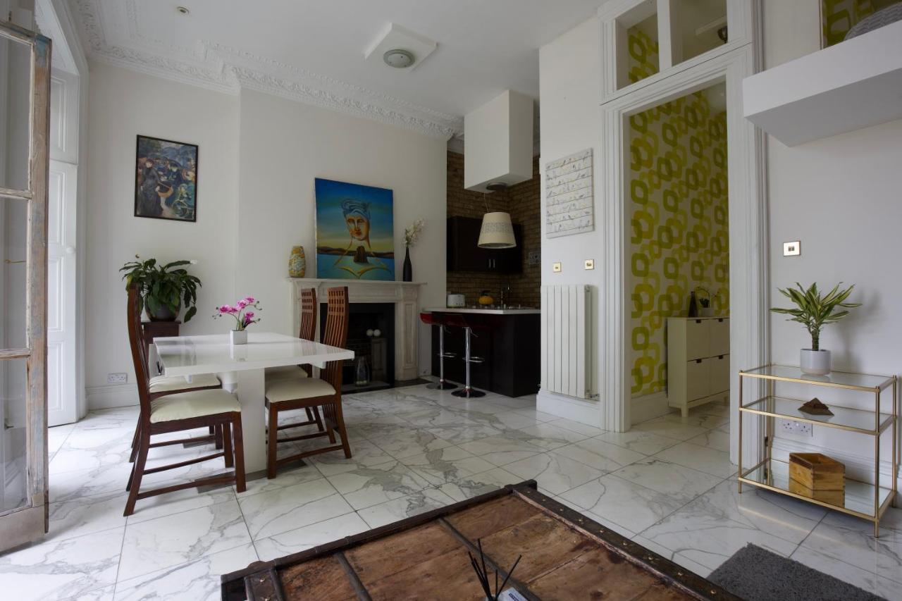 Large 2 Beds Flat Overlooking Clapham Common Park Apartamento *