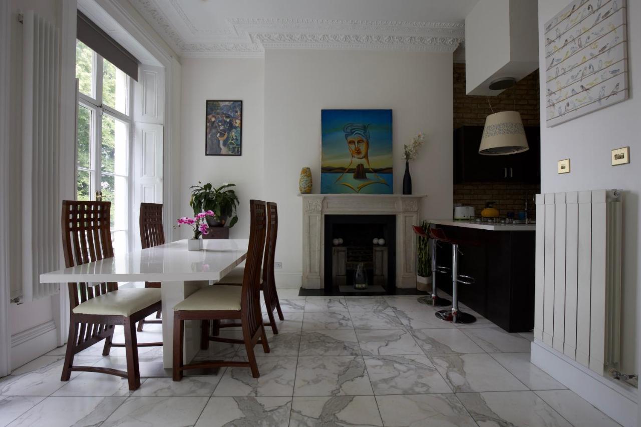 Large 2 Beds Flat Overlooking Clapham Common Park * Londres