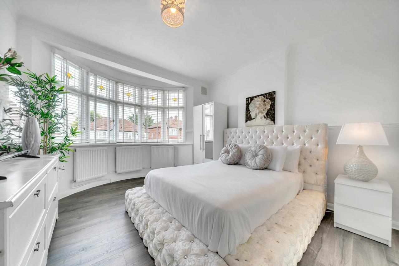 Large Modern 3 Bedroom House West Norwood Crystal Palace Gipsy Hill Сasa de vacaciones Londres