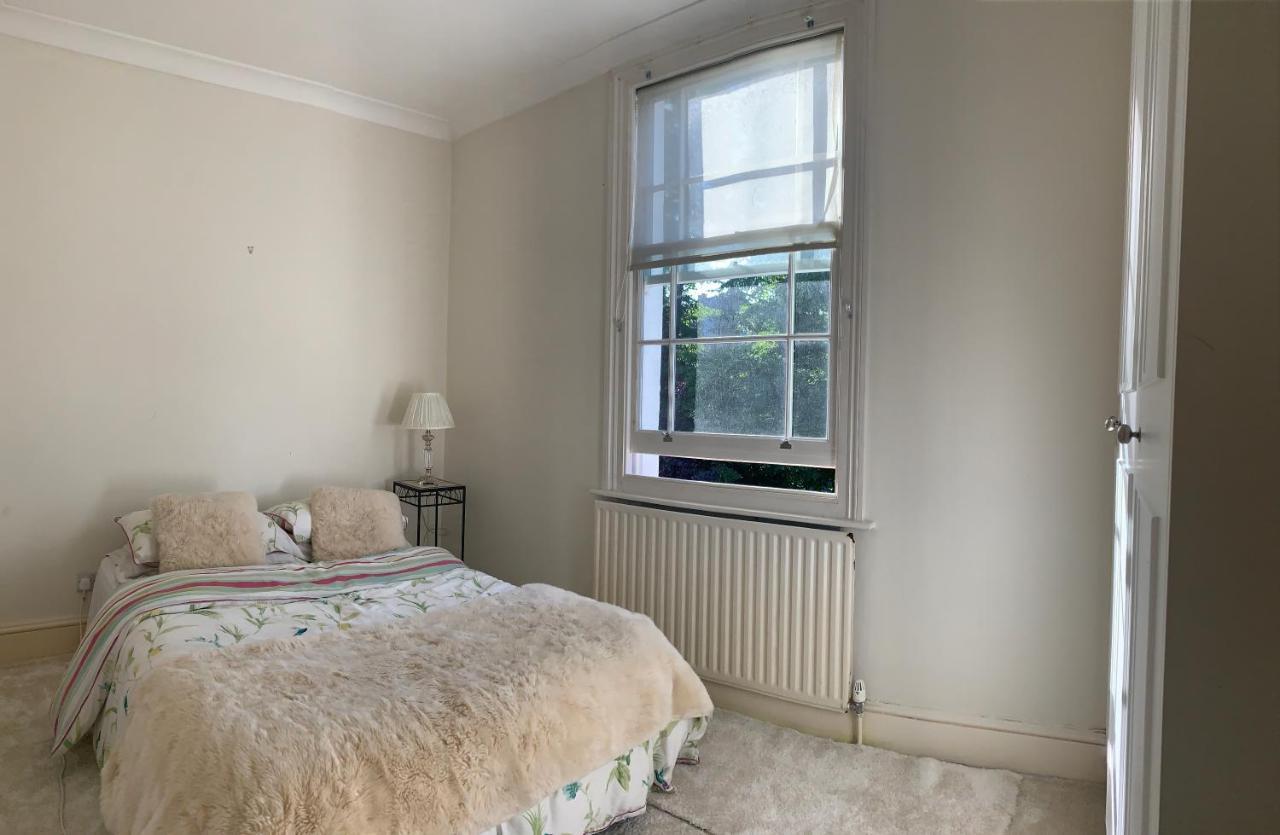 1st Floor Luxury 2 Bedroom 1 Bathroom Hampstead *