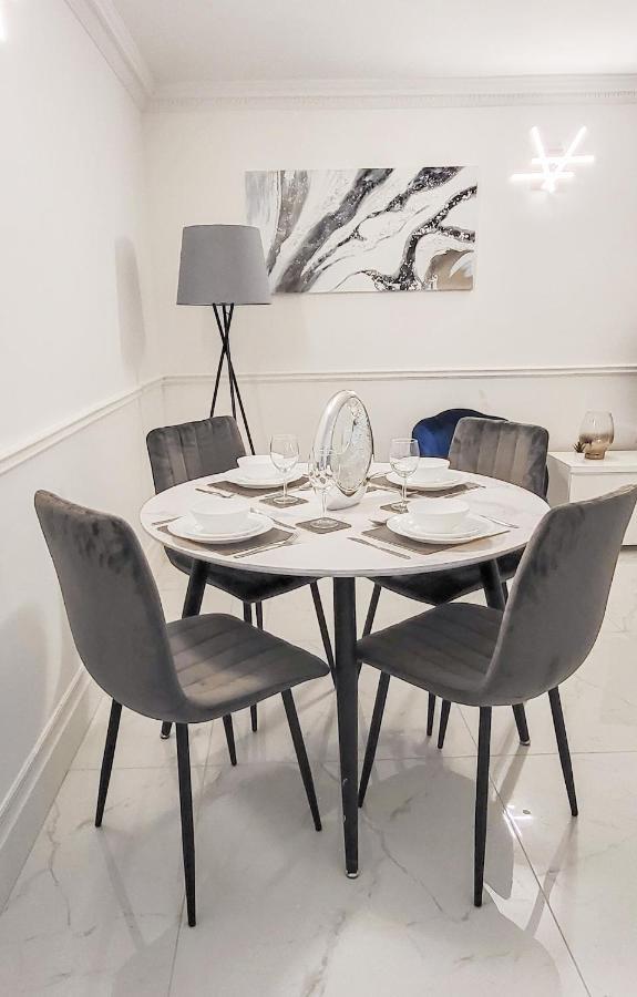 Apartment Stunning 2 Bedroom In Canary Wharf - Morland