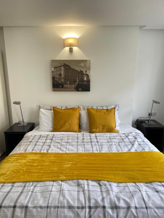 Apartment 93 Charlotte London