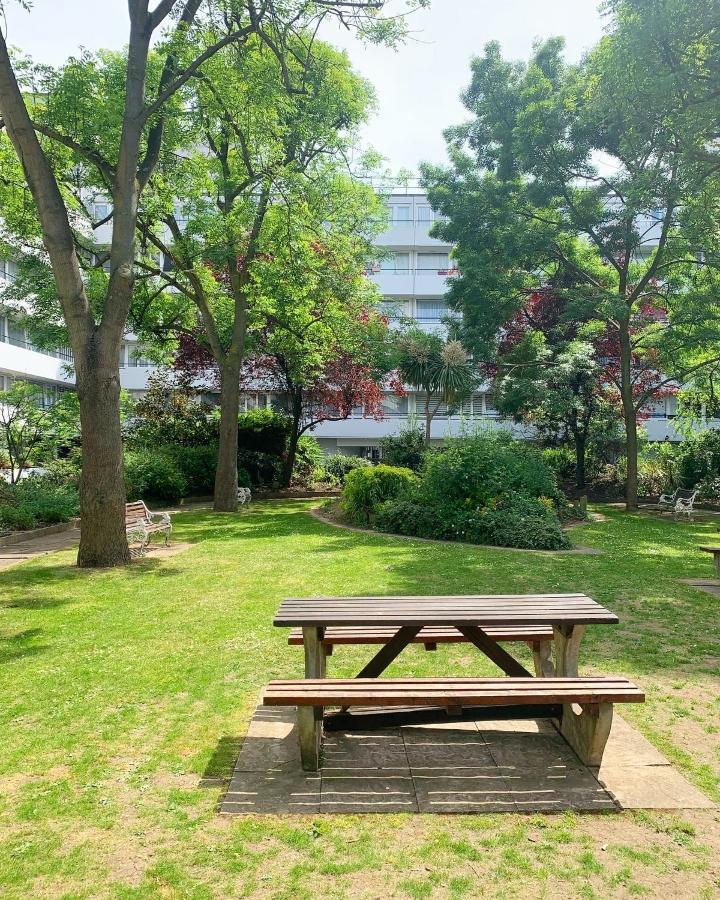 Garden Beautiful Cozy Flat , Recent Decorated. Apartment London