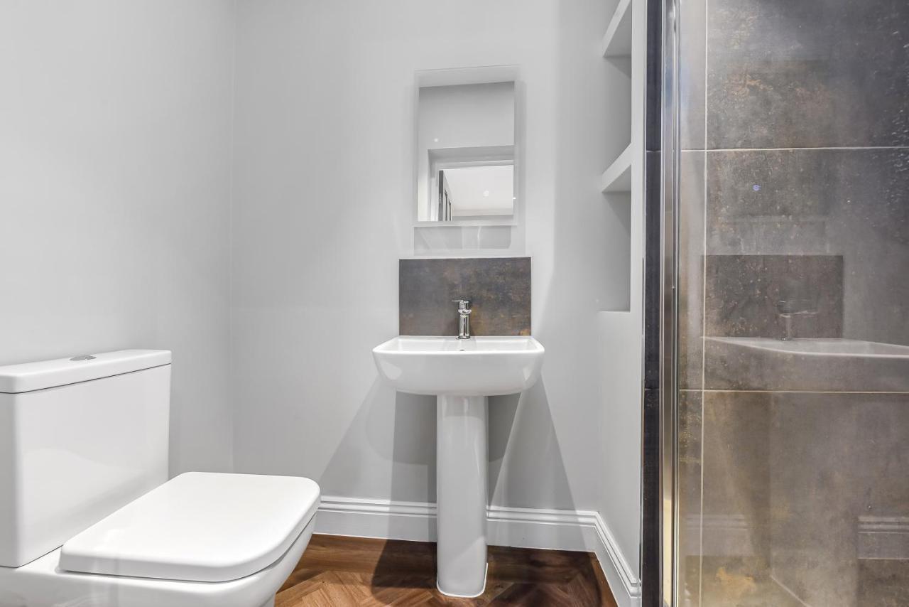 Apartment York By Dc