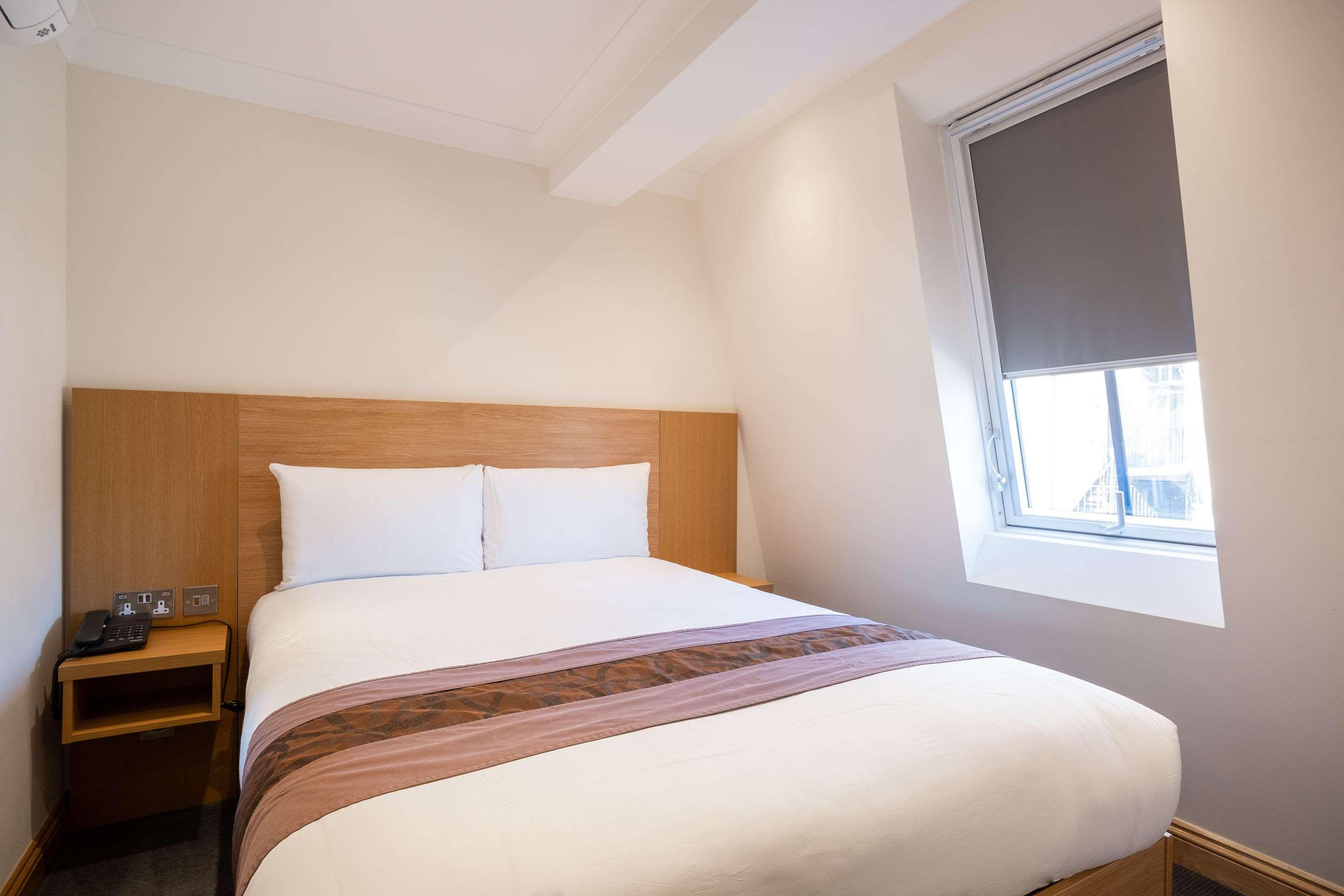 Comfort Hyde Park Pensão 3*