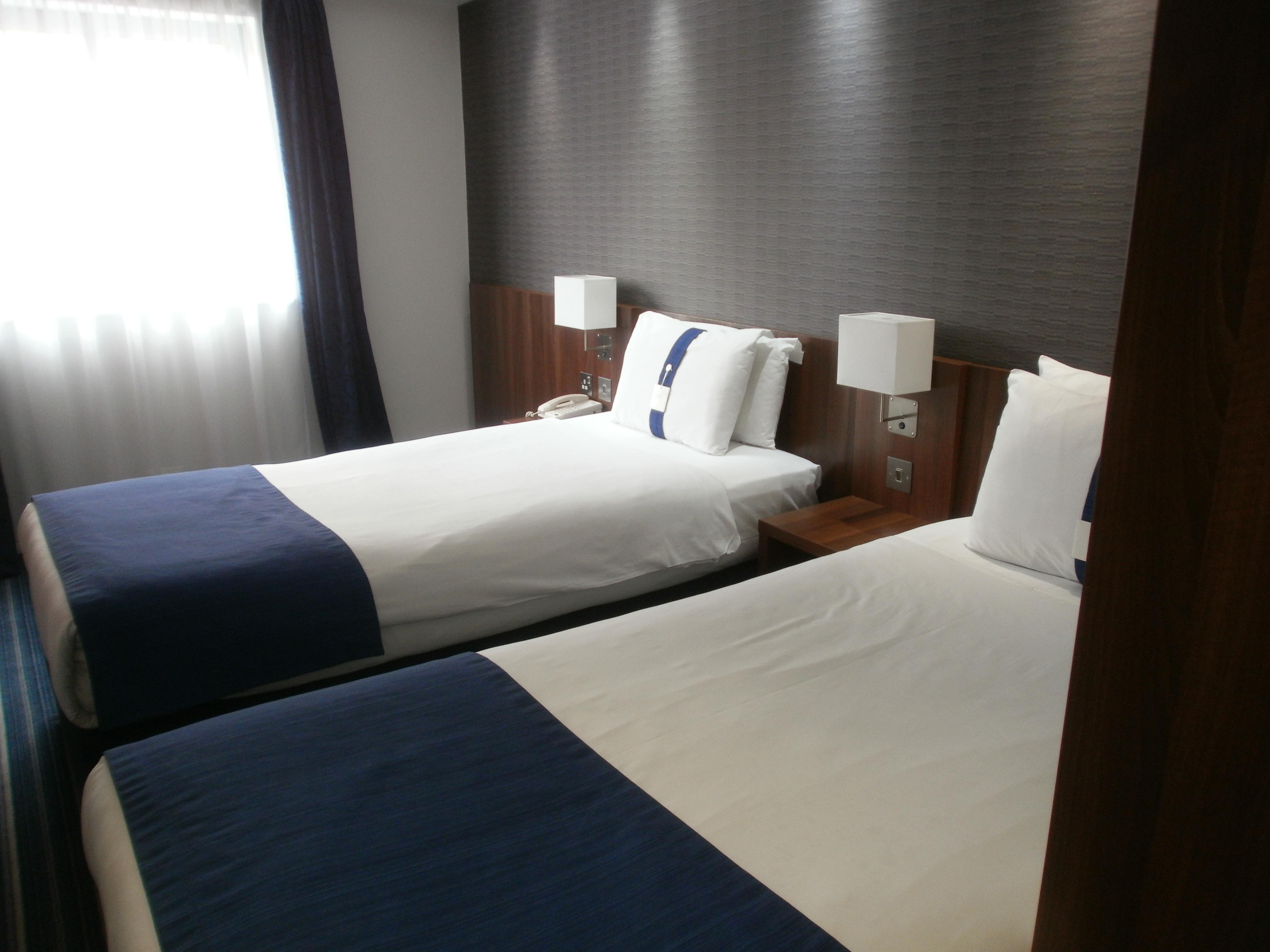Express City, An Ihg Hotel