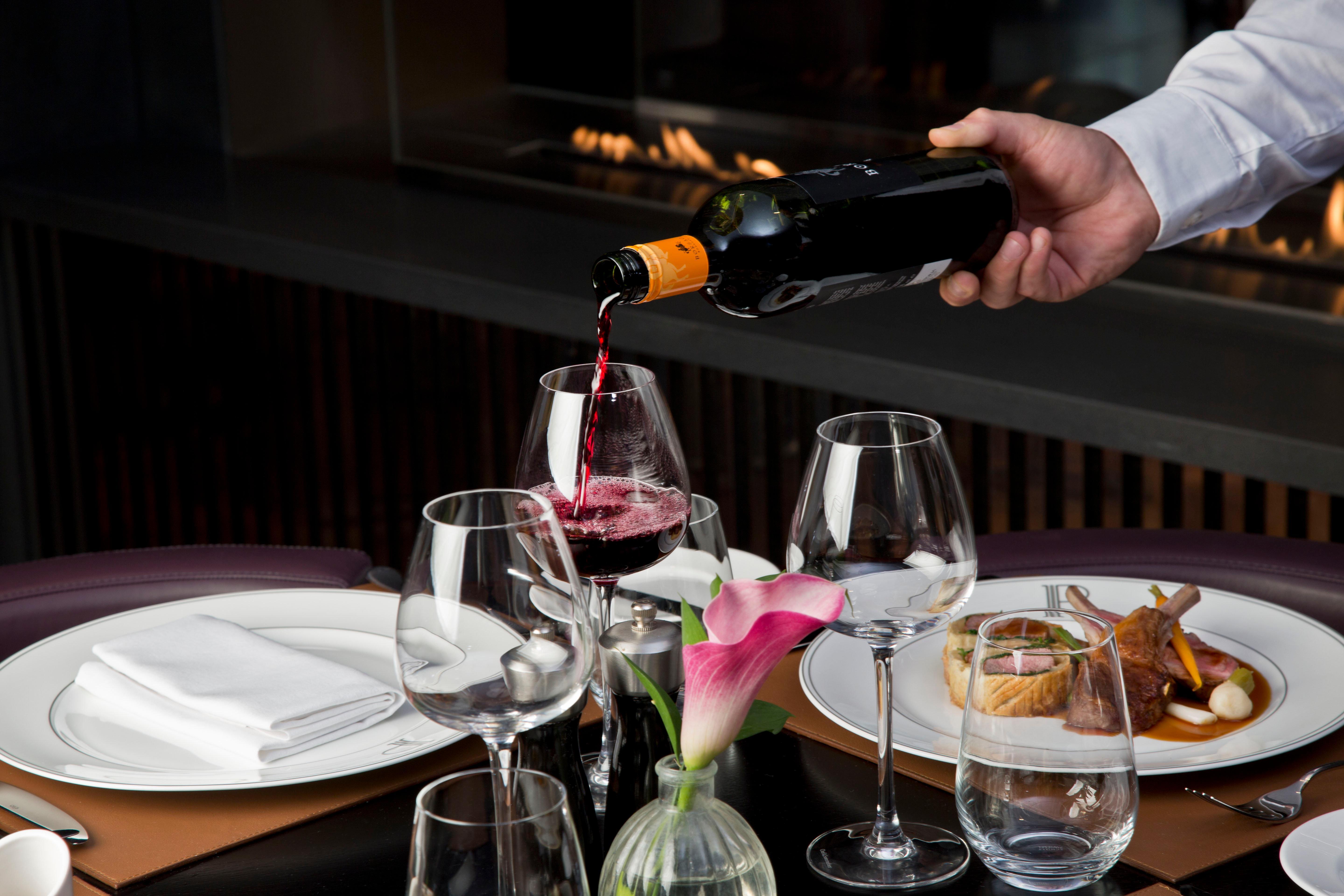 Crowne Plaza - - Embankment 4*