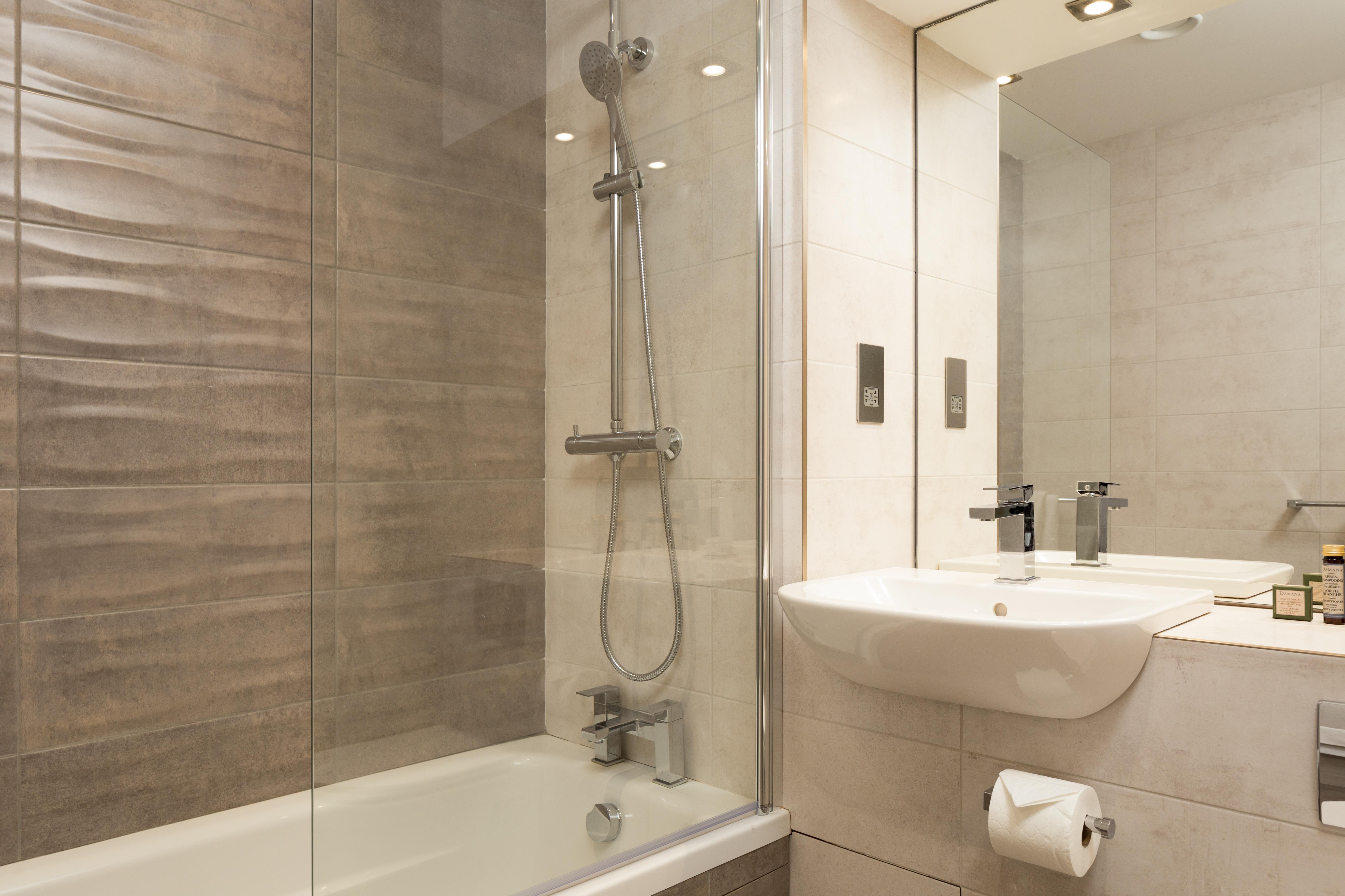 Roomzzz Stratford Appart hôtel