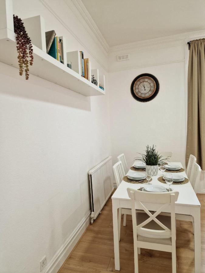 Spacious 4 Bedrooms For 10 Near Marble Arch Apartamento Londres