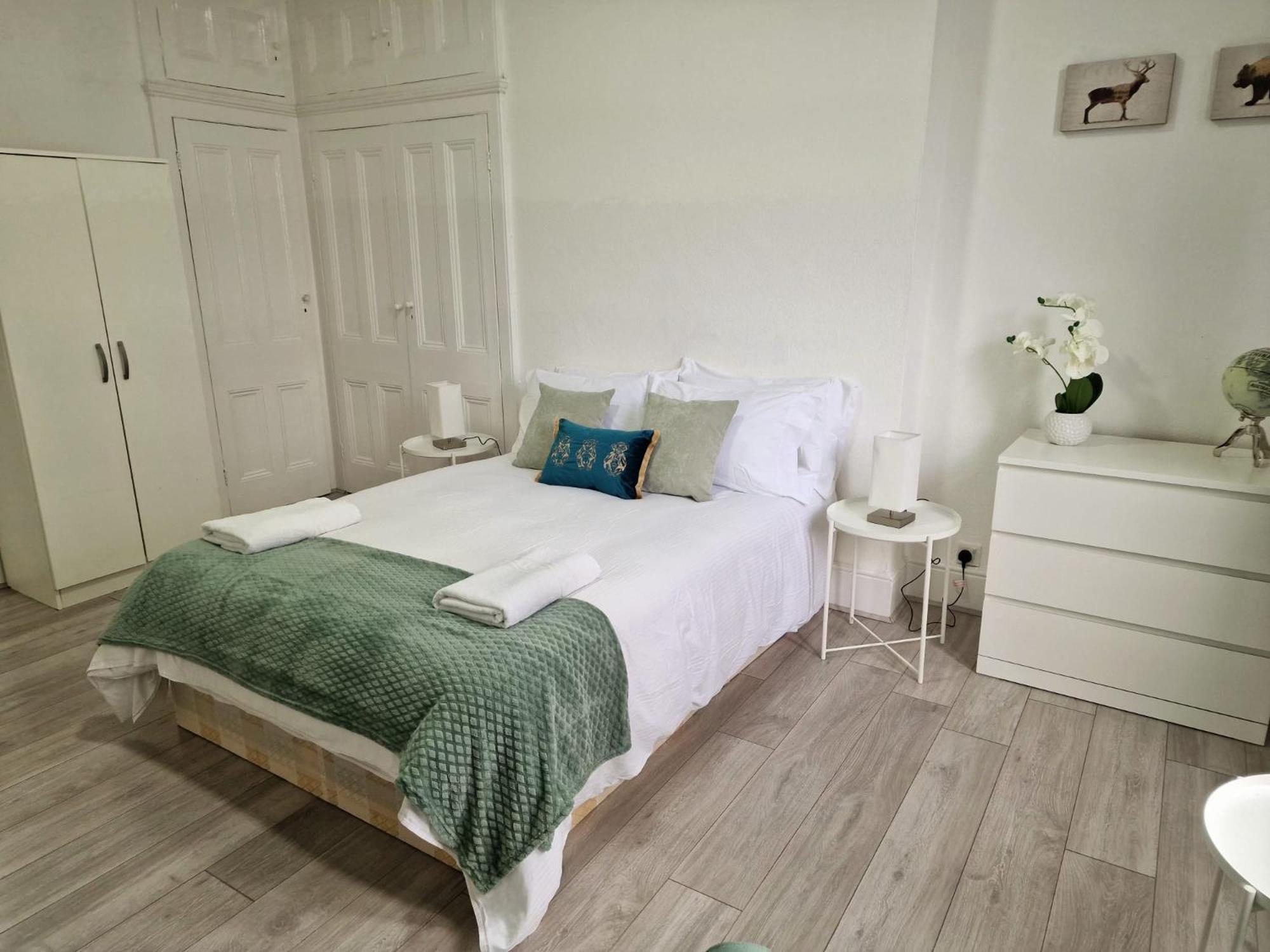 Spacious 4 Bedrooms For 10 Near Marble Arch Apartamento