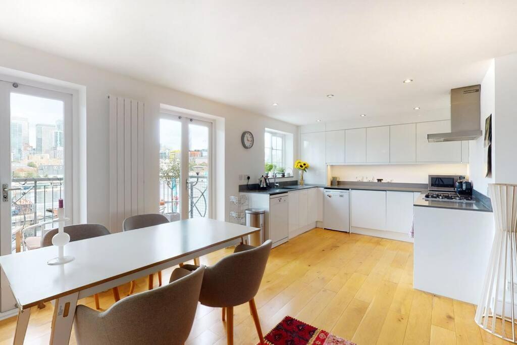 Apartamento Lovely 2 Bedroom Flat Overlooking Canary Wharf