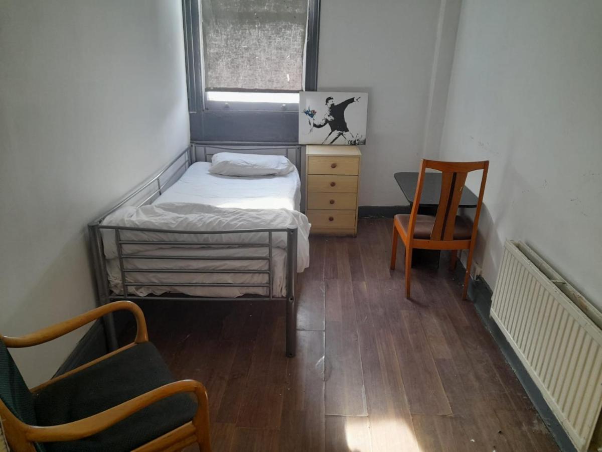 Woolwich Backpackers New *