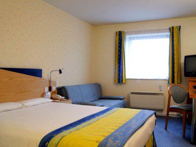 Express City, An Ihg 3*