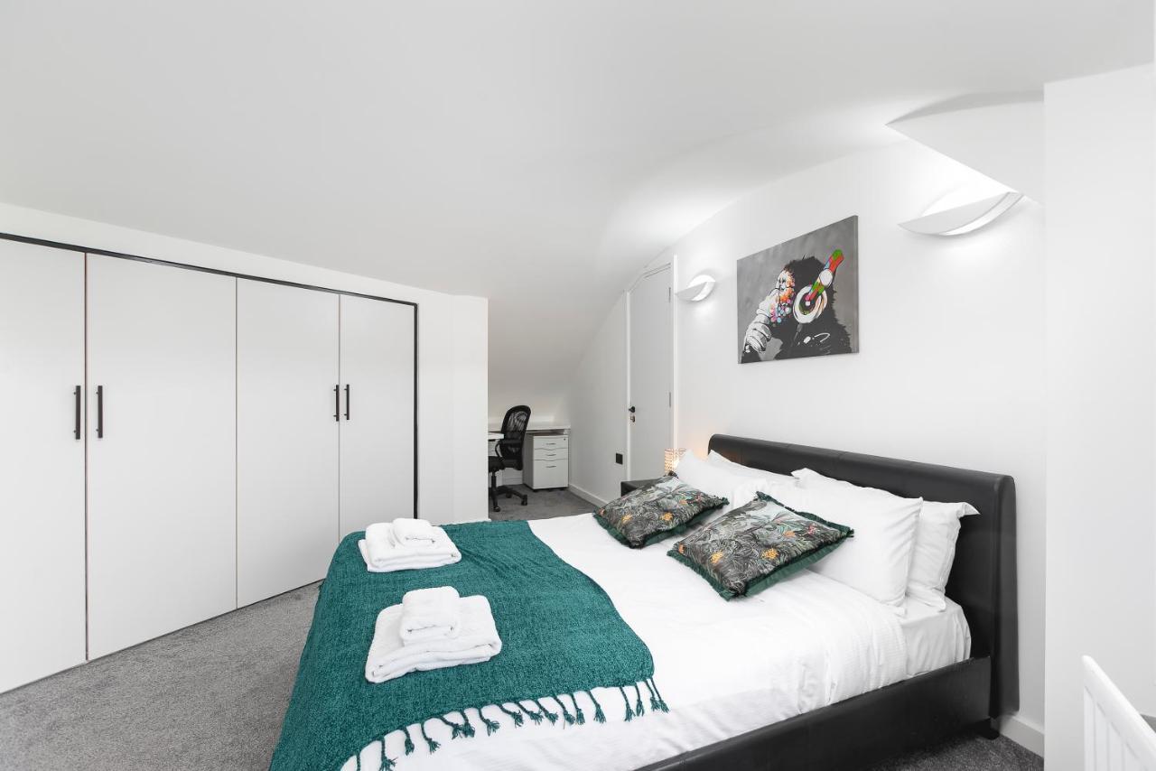 *** Luxury Duplex Penthouse *** London
