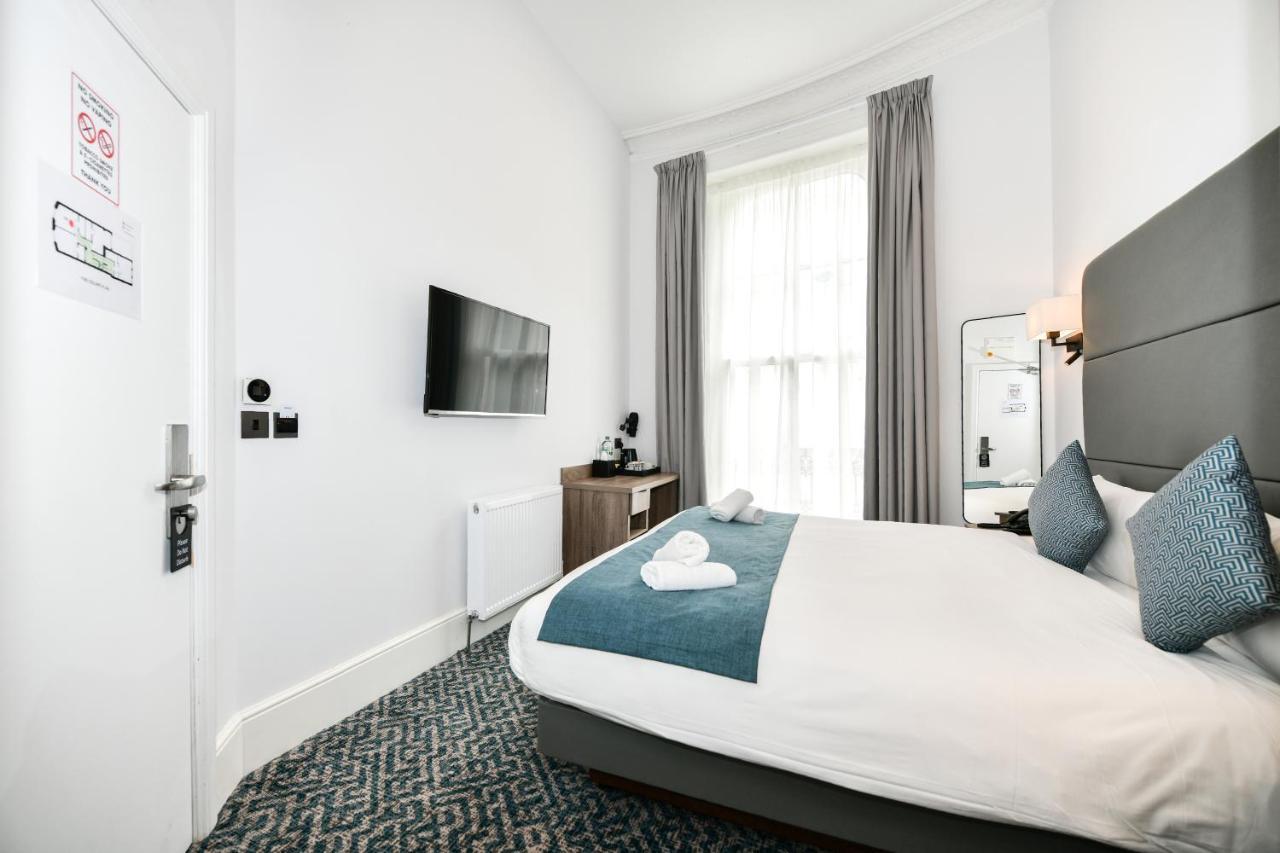 Hotel The Chapter - The J Hyde Park 3*
