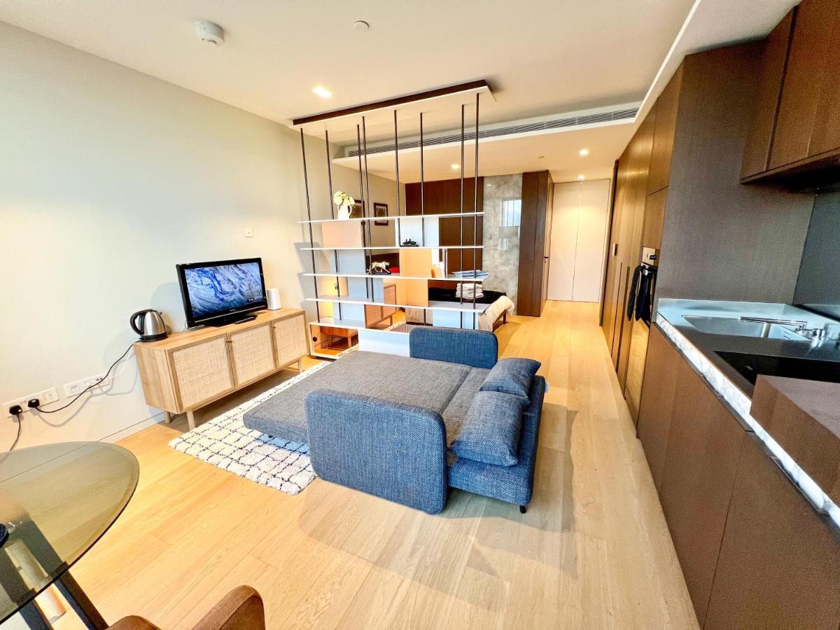 Deluxe Entire Studio Next To Eye&trafalgar Square Apartahotel