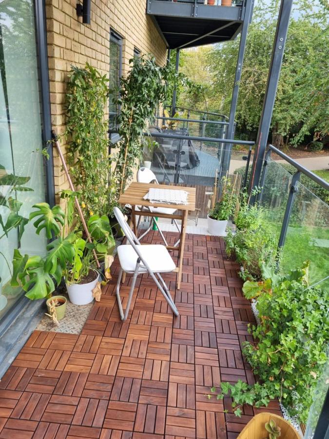 Bright Spacious In The Park *