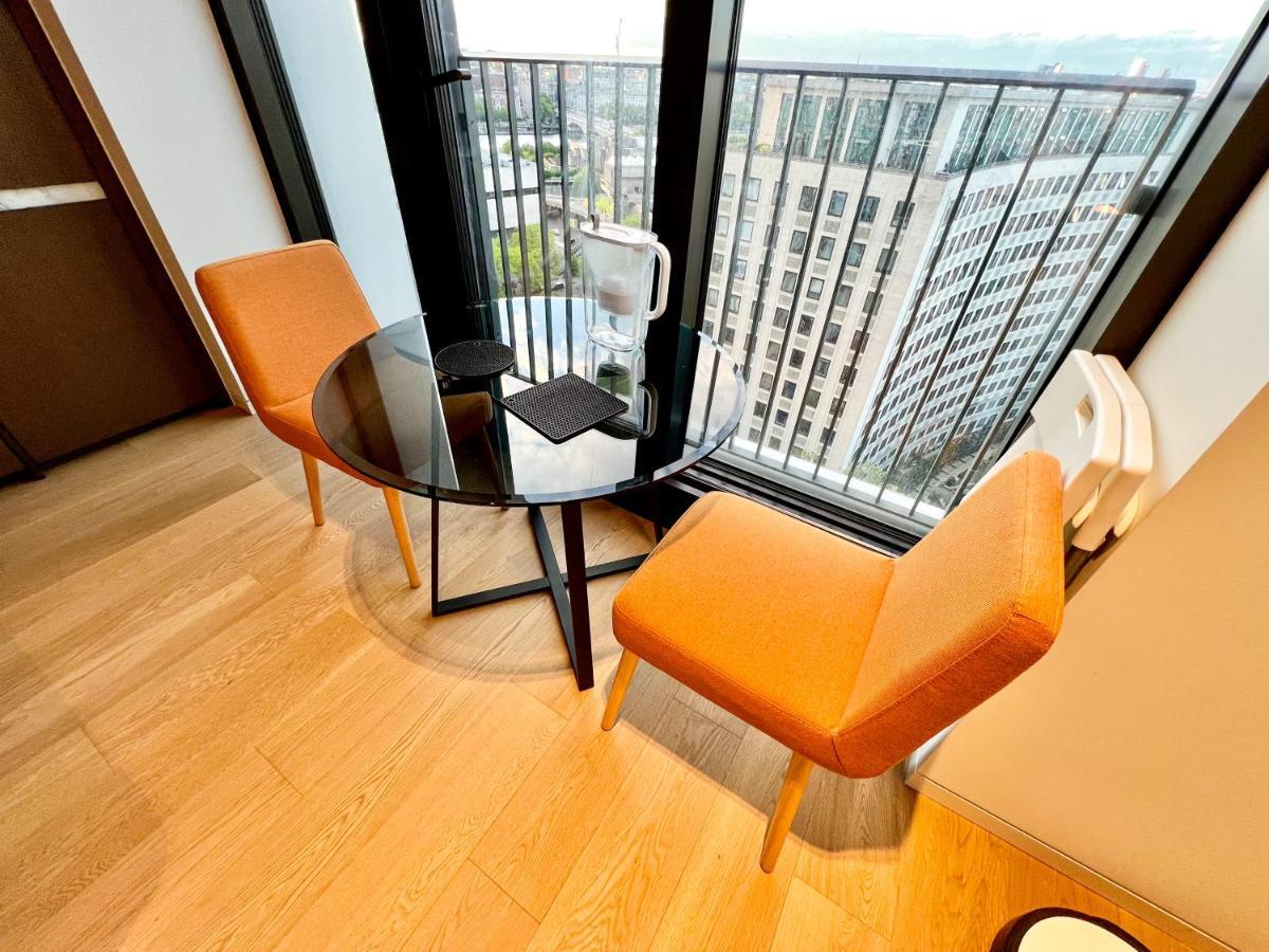 Deluxe Entire Studio Next To Eye&trafalgar Square * Londres
