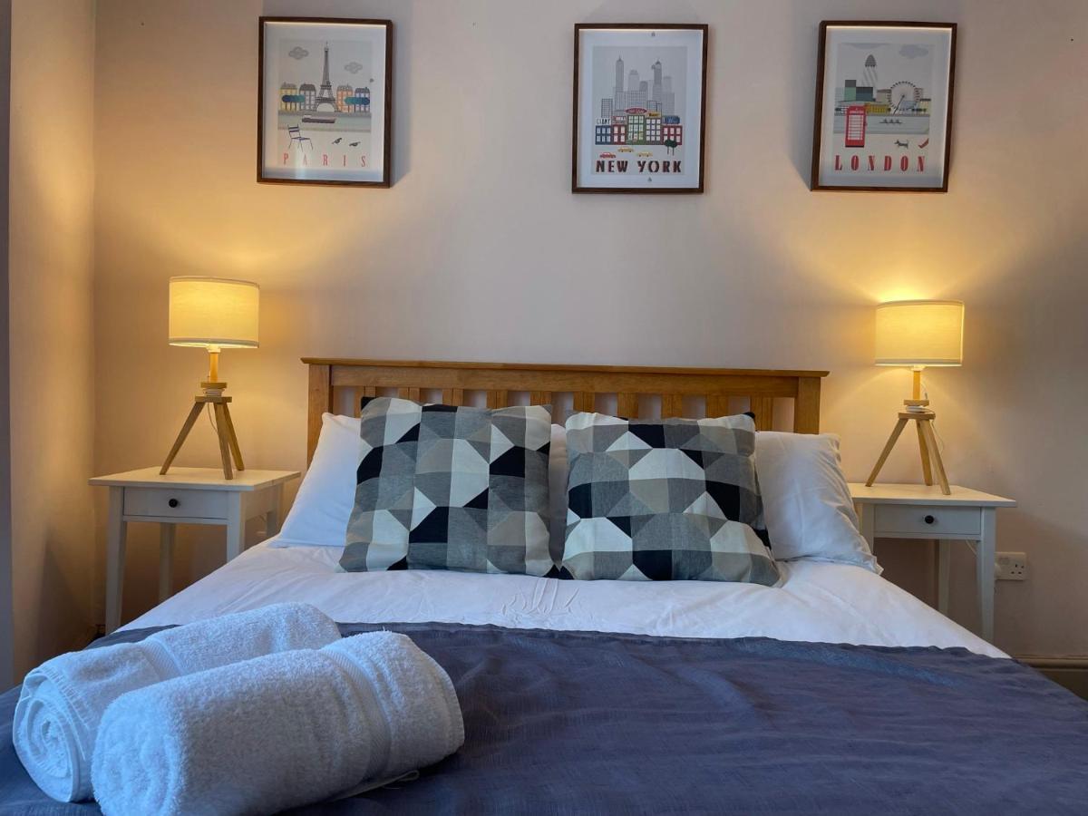 43 Kimberly Road London