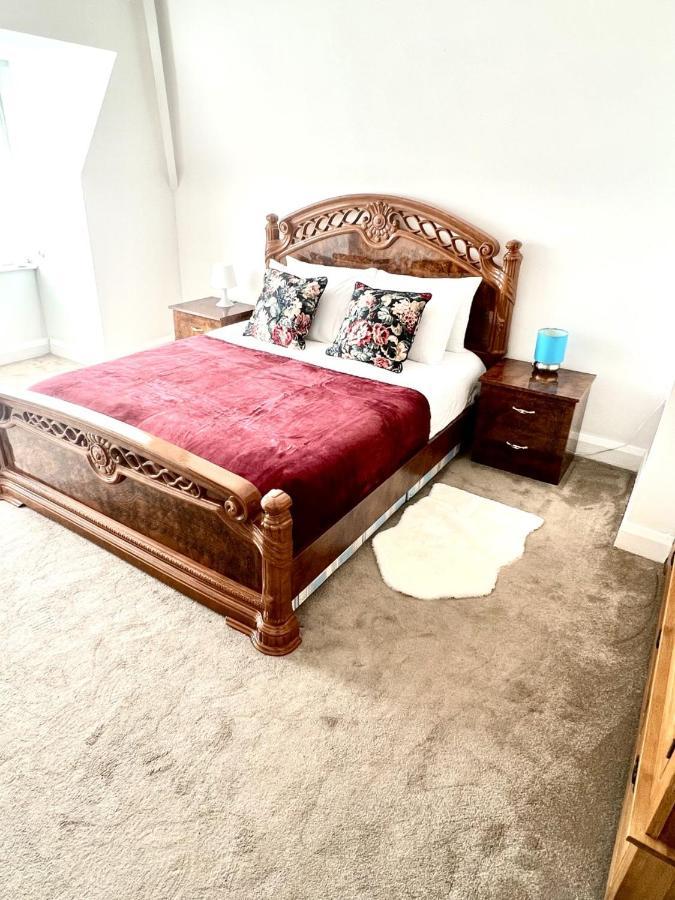 Spacious 3 Bed Flat Close To Central Londres
