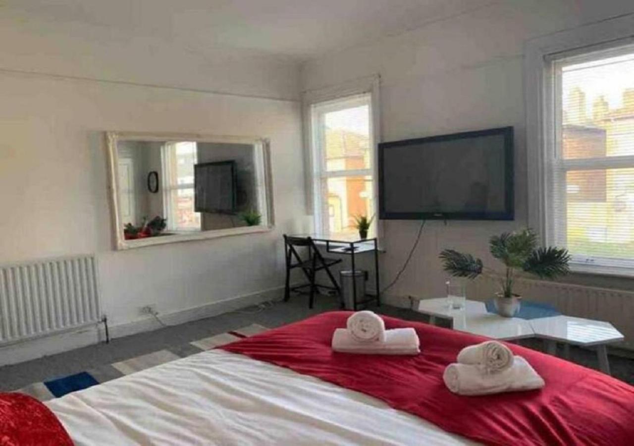 Balham, South Spacious 5, 6 Available Casa de hóspedes