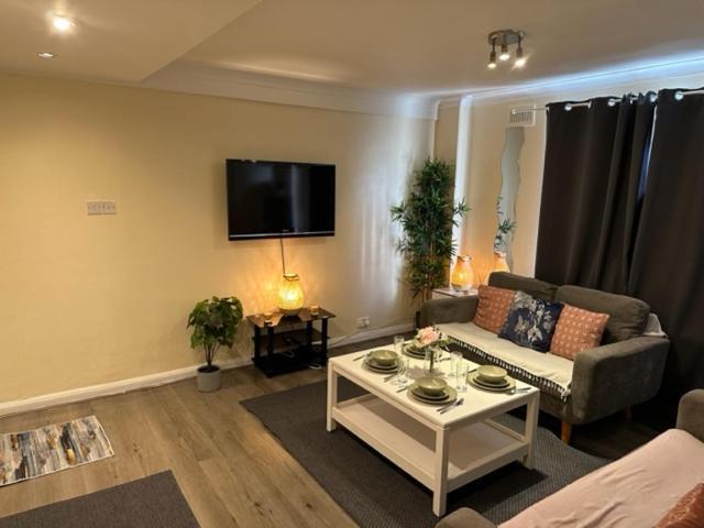 Superb One Bedroom Private Apartamento Londres
