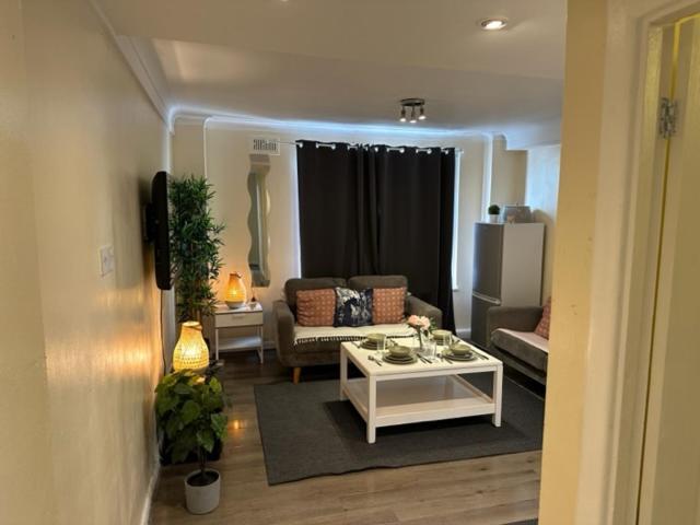 Superb One Bedroom Private Londres
