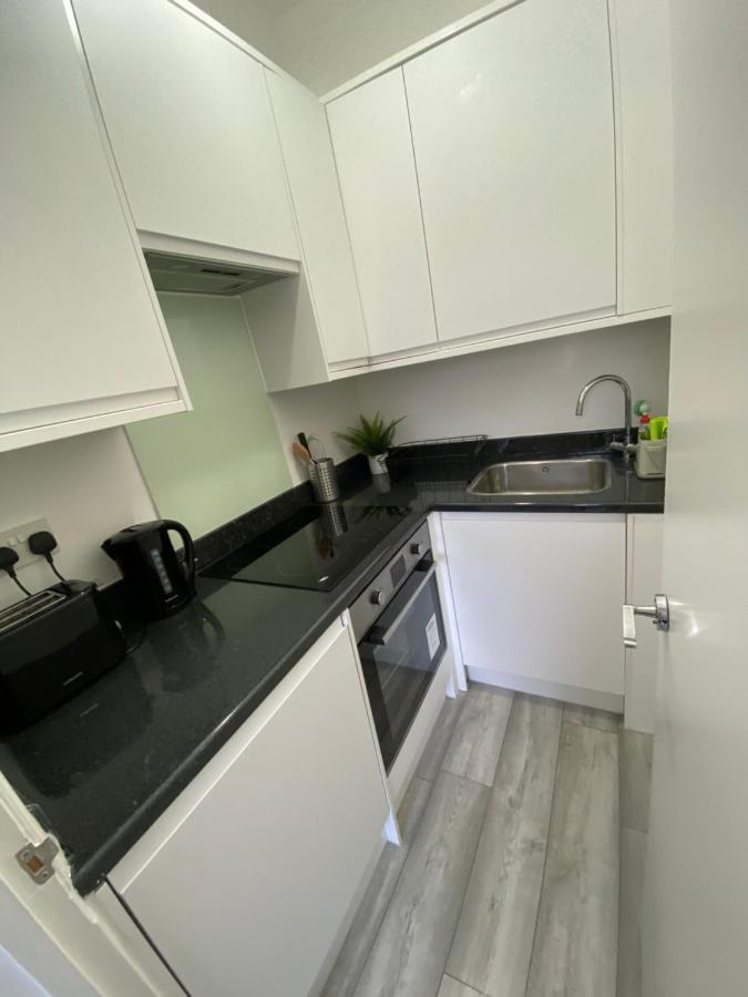 Spacious 2 Bedroom Flat In Paddington London